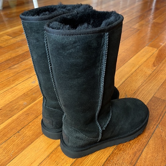 UGG Classic Tall II Boot - Picture 1 of 13